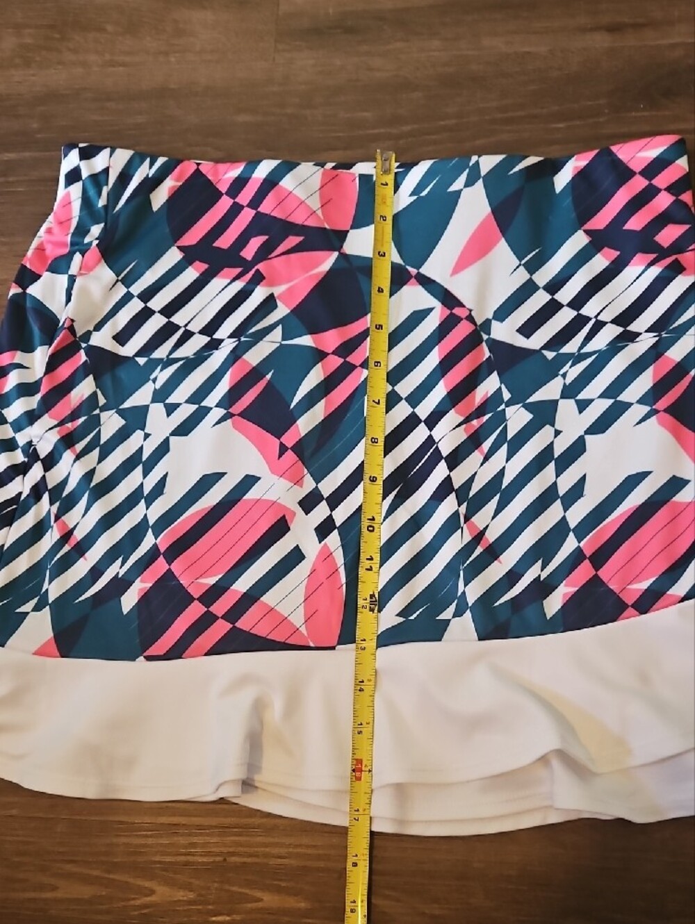 PGA Tour Sleeveless Athletic Top and Skort Set in White, Navy, Green & Pink - Picture 6 of 7